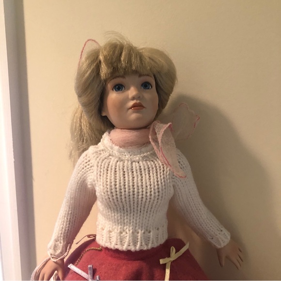 TAMMY from New England Collectors Society Limited Edition  17" Doll - Picture 5 of 11